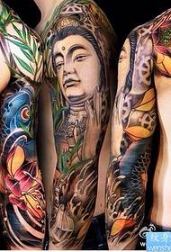 un tradizionale motivo a tatuaggio Guanyin carpa fiore braccio braccio