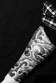 Egyedi virág kar totem tetoválás tetoválás