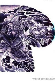 日本老传统日式半胛武士龙纹身图案