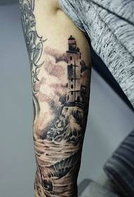Tatuaggio tatuaggio totem braccio braccio elegante e resistente