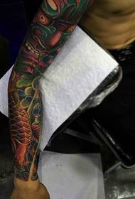 Prajna tetovaža s lignji