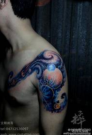 Inner Mongolia tattoo ua haujlwm qhia tau txias txias European thiab Asmeskas ib nrab lub hnub qub tattoo qauv