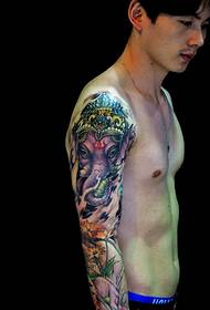Cvjetni krak slona tetovaža slika modni šarm