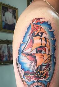 Tatuaggio di braccio di fiore di vela tatuatu di tatuaggi di tatuaggi di ghjuventù