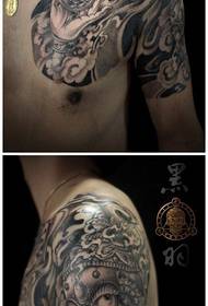 O clasică și frumoasă buddha cu demi-dragon și artă de tatuaj Tsundera din 2013