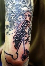 Patrón de tatuaje de pistola de brazo y calavera de cereza