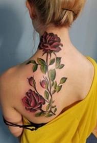 Tatuaggio di bellezza con ossa di farfalla tatuaggio luminoso pianta color rosa tatuaggio