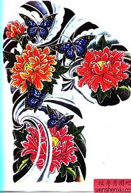 டாட்டூ ஷோ பிக்சர், ஒரு அழகான கிளாசிக் ஜப்பானிய பாரம்பரிய அரை-பியோனி பியோனி பட்டாம்பூச்சி பச்சை முறை