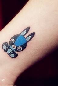 ragazze piedi cartoon cartoon rabbit tattoo