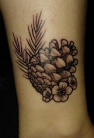 plant tattoos Threicae masculum athletarum de tarso imaginem in nigra altera pineam nucem