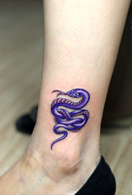 wzór kostki kobiecej kostki przystojny wąż tatuaż