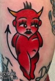 Piccolo modello di tatuaggio Prajna sulla gamba