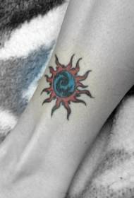 Tornozelo sol Totem moda tatuagem padrão