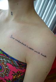 Several simple English tattoo pictures under the girl's clavicle