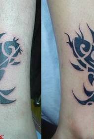 ƙafar tattoo tattoo ma'aurata biyu: ma'aurata ƙafa ga tsarin kamun kifin