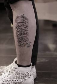 ασπρόμαυρη αγγλική εικόνα τατουάζ αστράγαλο