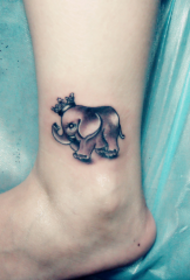 ankle cute little elephant crown tattoo pattern