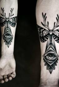 arm zwart grijs punt doorn oog mot gewei tattoo patroon