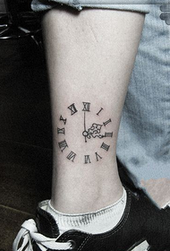 modello di tatuaggio orologio creativo ragazza vitello
