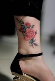 modello del tatuaggio dipinto caviglia fiore rosa