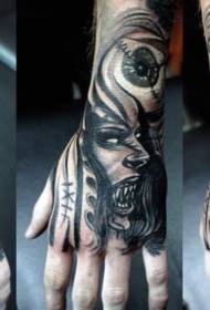 mosali ea tšosang oa vampire e motšo le mokhoa oa tattoo ea mahlo 90743 - lekese le letšo le le tšoeu le paterone ea China