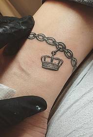 Foot Europe and the Anklet Crown Tattoo Pattern