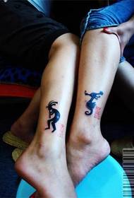 ayak bileği Qingqing çift totem dövme