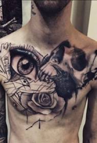foto di tatuaggio di fiori di occhio creativo nero petto nero schizzo creativo