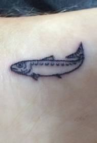 tatuagem de tíbia do pé Pés de meninos em imagens de tatuagem de peixe preto