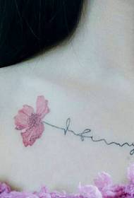 Patró de tatuatge de clavícula en anglès i amb flors
