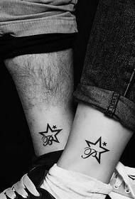 tatouage élégant couple belle cheville totem