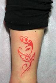 kāju ziedu Danē sejas tetovējuma attēls