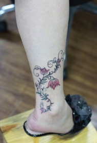 Motivo tatuaggio Lotus Vine scorpione
