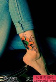 kvinne ankel farge lotus tatovering mønster