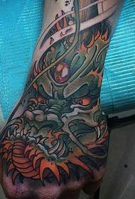 дасти бозгашт супер Беҳтарин намунаи tattoem totem