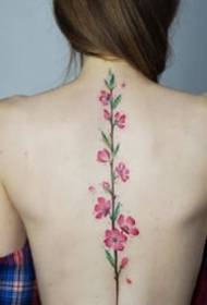 τα κορίτσια πίσω όμορφη σπονδυλική στήλη όμορφο μικρό σχήμα τατουάζ