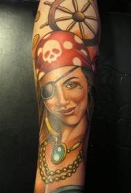 piraat meisje met roer geschilderd tattoo patroon