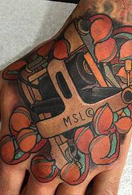ručné tetovanie stroj tetovanie vzor 91565 - Hand Back Monster Tattoo Pattern