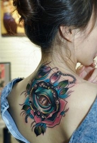 skjønnhet tilbake kreativ farge øye tatovering