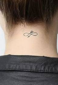 thumbior-agterkop-tatoeëermerk van die nek - 9 'n Eenvoudige tatoeëringpatroon op die nek van die meisie  91854 @ stam totem tatoeëring oorheersende stam totem tatoeëringpatroon