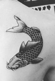 studente tatuaggio maschio maschio sul retro del tatuaggio nero di seppia