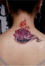 schöne rosa Hals Tattoo Bild Bild in voller Blüte