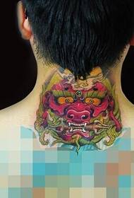 foto tatuaggio uomo Tangshi collo retro colore