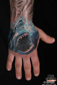 i-hand back fashion iyindlela epholile kakhulu ye-tattoo shark tattoo