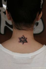 un model de tatuaj stele cu gât ultra-elegant în spate cu șase colțuri