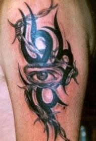 आदिवासी प्रतीक आंखों के साथ टैटू पैटर्न