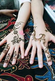 ມິດຕະພາບໄລຍະຍາວກັບຄືນໄປບ່ອນມິດຕະພາບ Henna tattoo tattoo