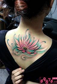 rygg hals färg lotus tatuering bild