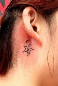 øre tilbage lille frisk stjerne tatovering