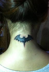 slika zadnjega vratu bat tatoo vzorec slika
